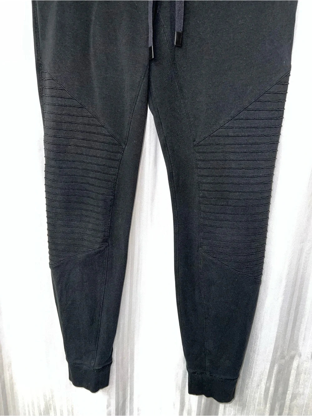 ALO Yoga Blac Urban Moto-Style Joggers size S